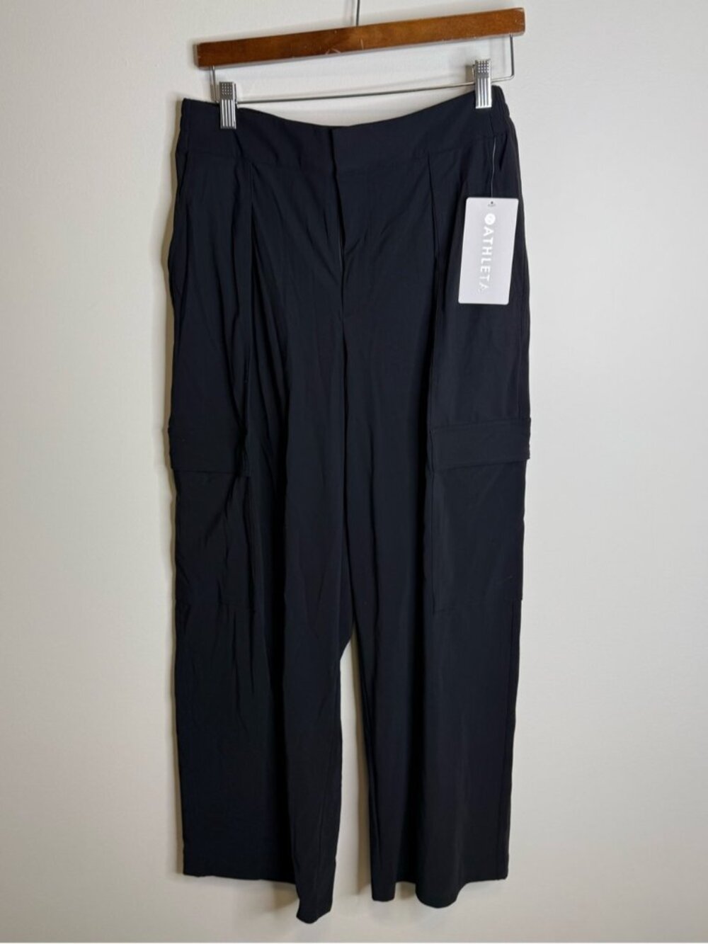 Athleta Pinnacle High Rise Wide Leg Cargo Trouser Pants Black Womens 14 NWT